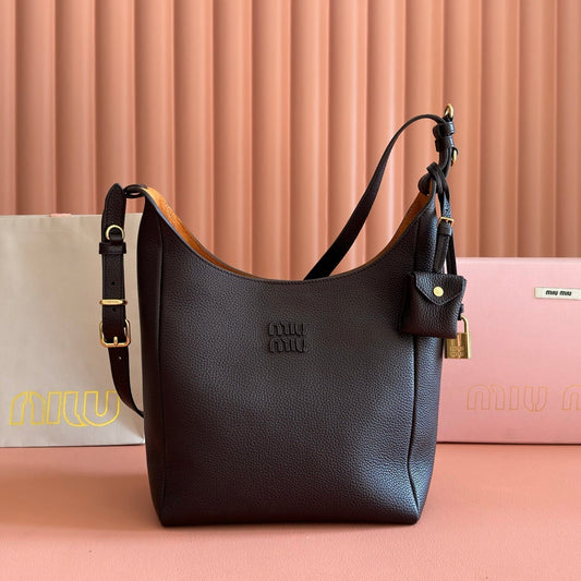 Miu Leather Bucket Bag 23cm Black Grain Cowhide