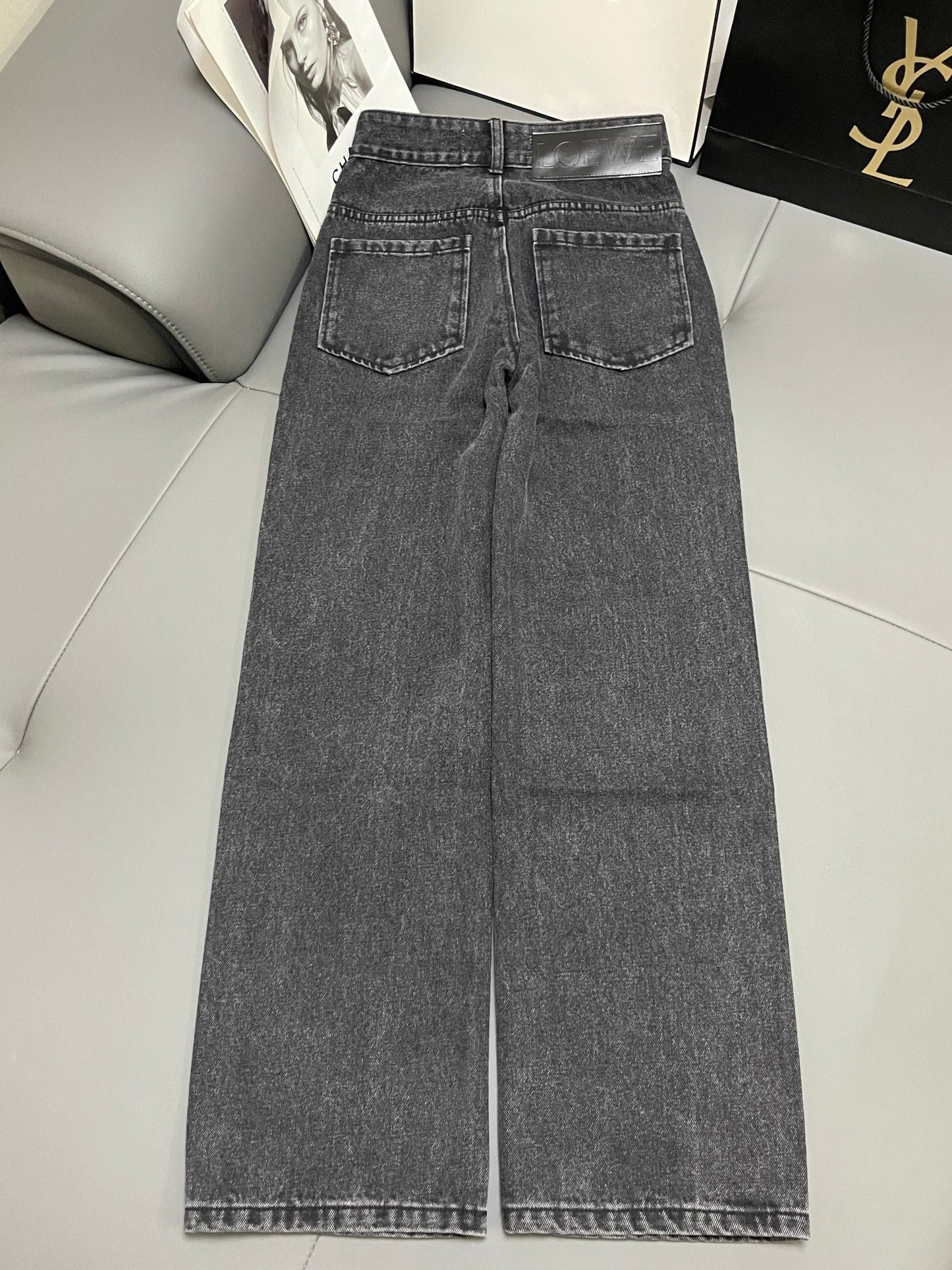 Loew White Anagram Dark Grey Jean