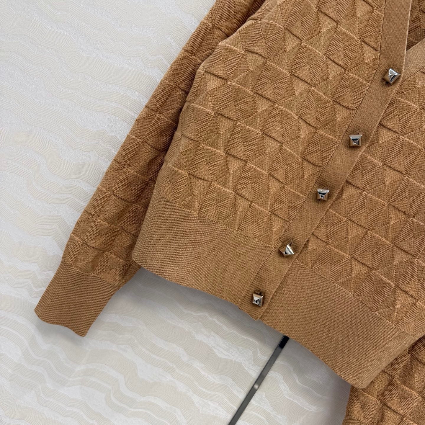 HM "Medor" Long-Sleeve Cardigan Brown Wool