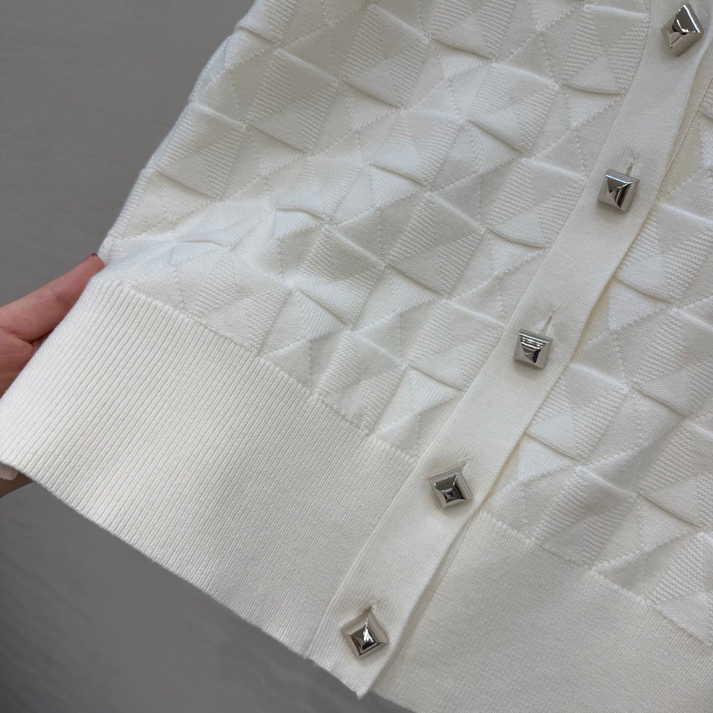 HM "Medor" Long-Sleeve Cardigan White Wool