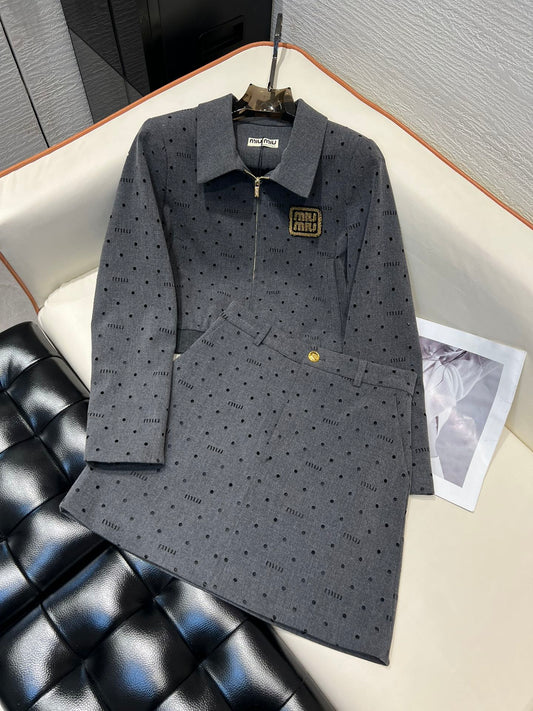 Miu Miu 25 Set Gray Polyester