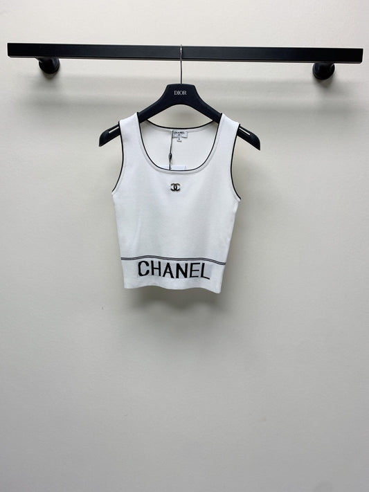 CC 25 Round Neck Knitted Embroidered Logo Vest in White 277575