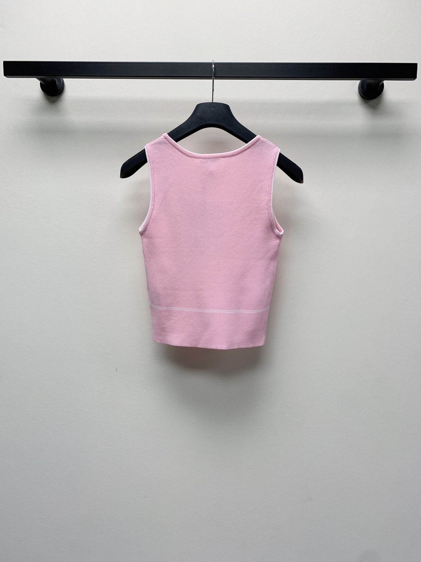 CC 25 Round Neck Knitted Embroidered Logo Vest in Pink 277576