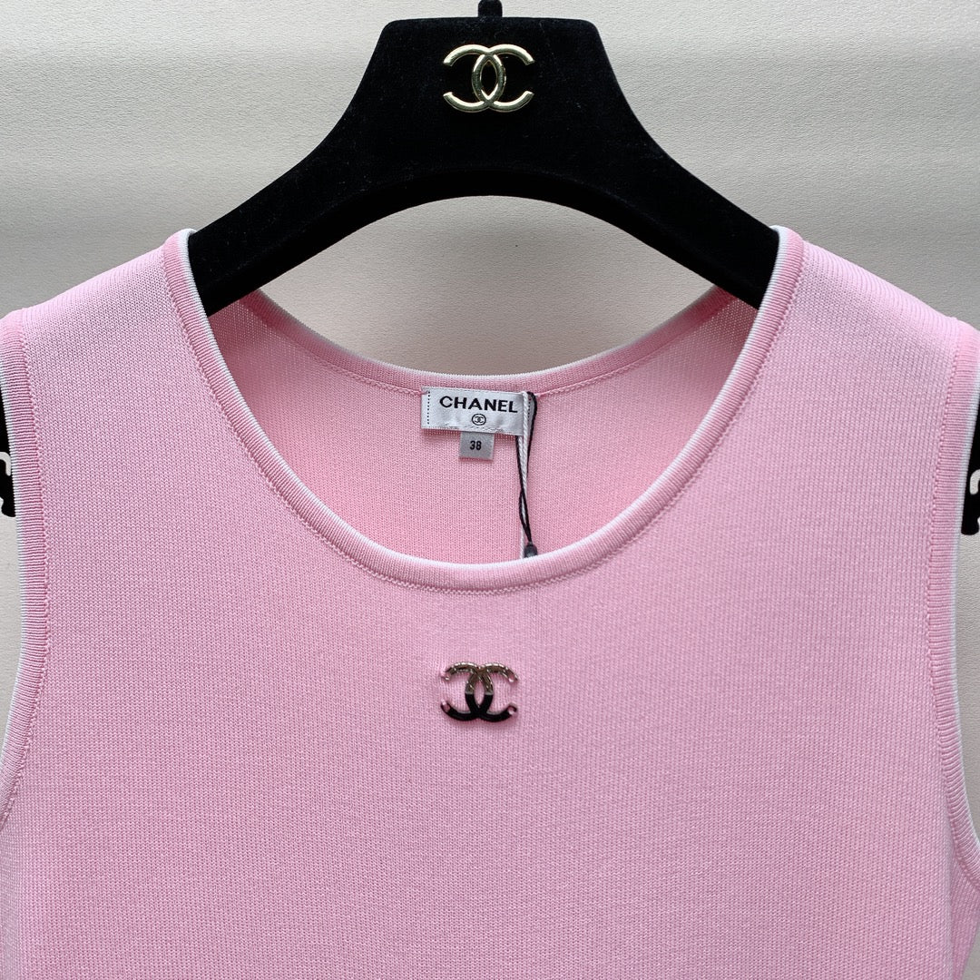 CC 25 Round Neck Knitted Embroidered Logo Vest Dress in Pink 277583