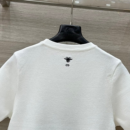 CD 25 Snake Embroidery Knitted Short-sleeved Top White Tencel Wool