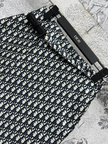 CD 25 Letter Skirt Black Polyester