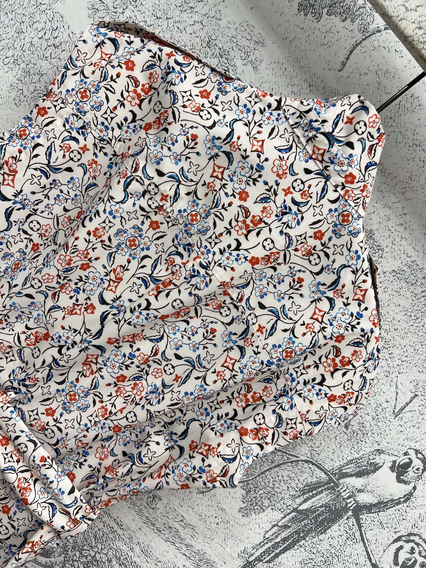 LV 25 Floral Print Stand-up Collar Sleeveless Dress Multicolor Poliester