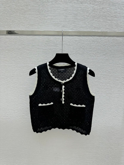 Chanel 2026 Lace Hollow-Out Round Neck Knitted Vest Cardigan Wool 132747