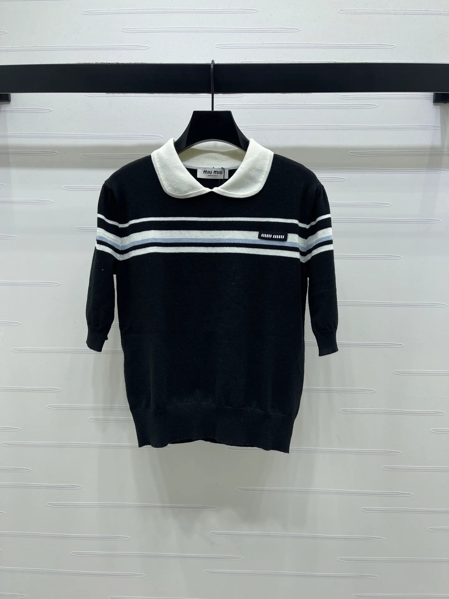 Miumiu 2026 Pan Collar Knit Short-sleeved Top Cream and Black Tencel 352458