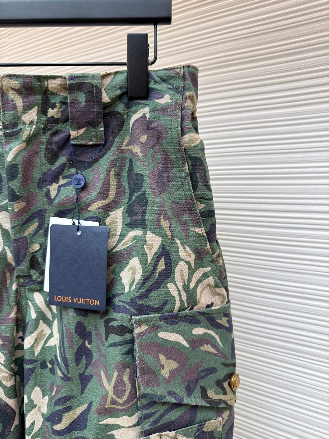 LV 25S PATCHWORK CARGO PANTS 0158