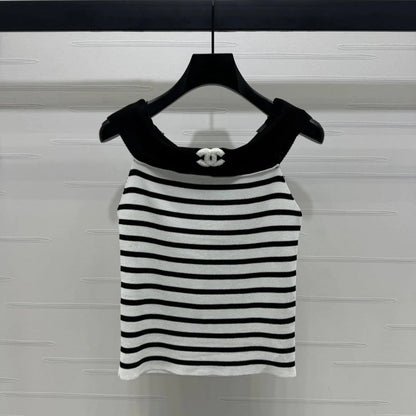 CHANEL CUT-OUT KNIT TOP 269503