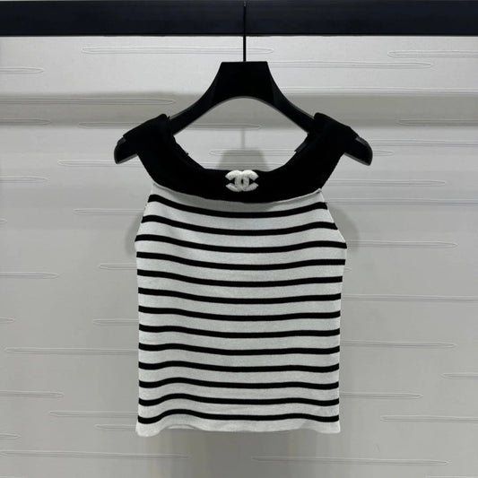 CHANEL CUT-OUT KNIT TOP 269503