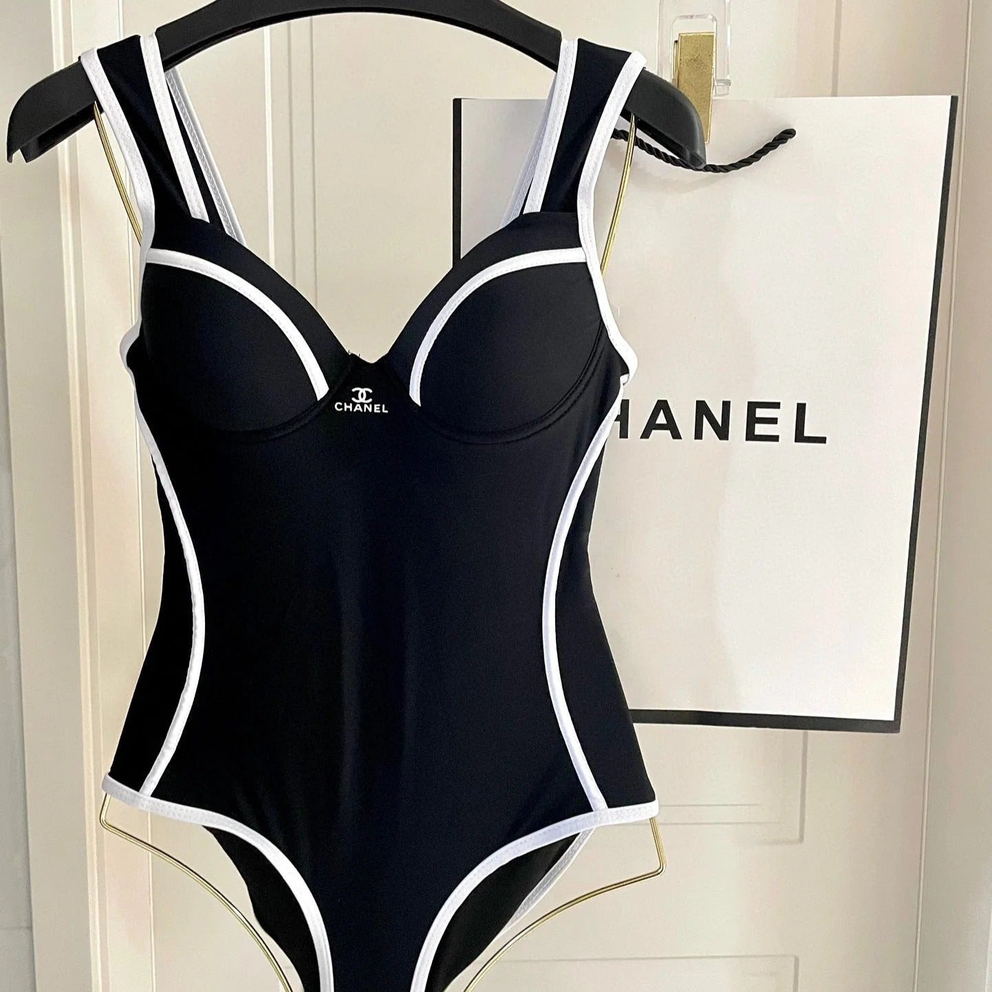 SWIMSUIT BODYSUIT IN BLACK AND WHITE STRIPED 627831