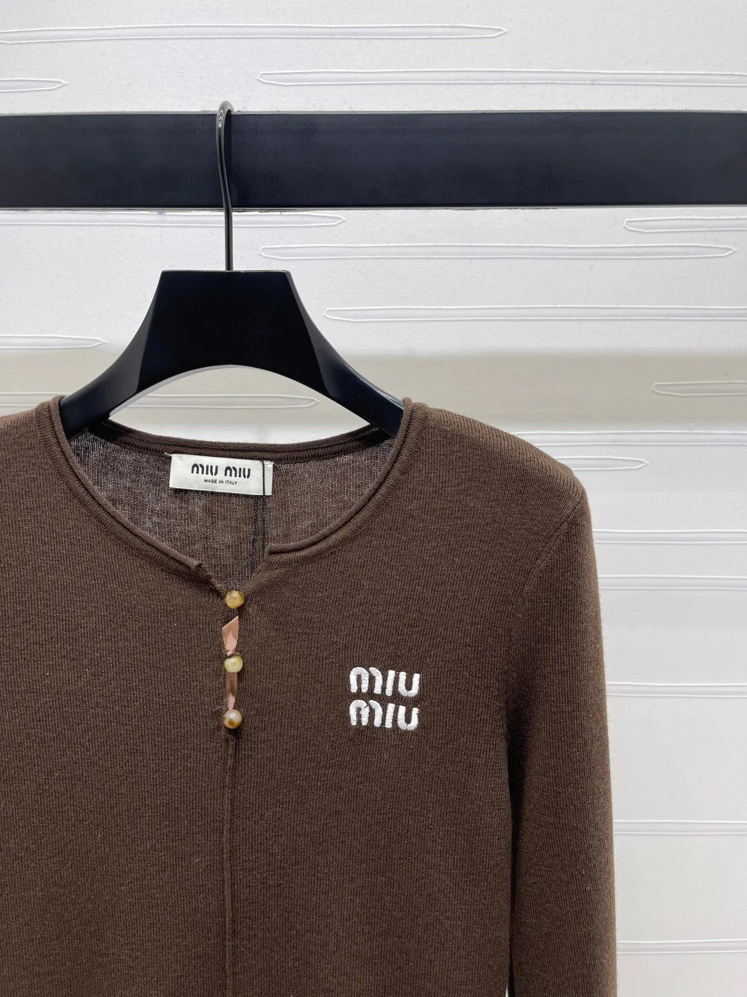 MIUMIU KNITTED LONG SLEEVE TOP STYLE 483
