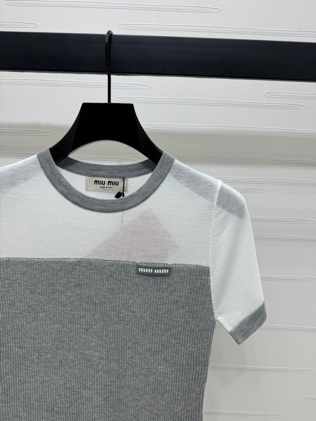 MIUMIU CREW NECK SHORT-SLEEVE SHEER KNIT TOP 274812