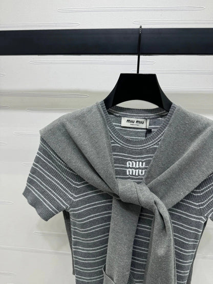 MIU 25S SHORT SLEEVE STRIPED KNITTED CAPE 264139