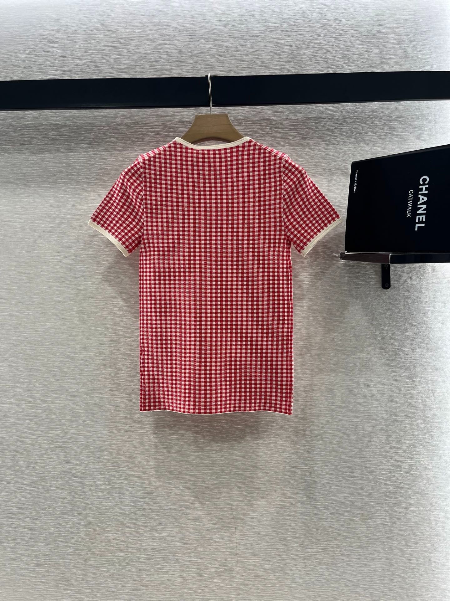 MIUMIU CHECKERED SHORTS AND ROUND-NECK TEE SET 274653