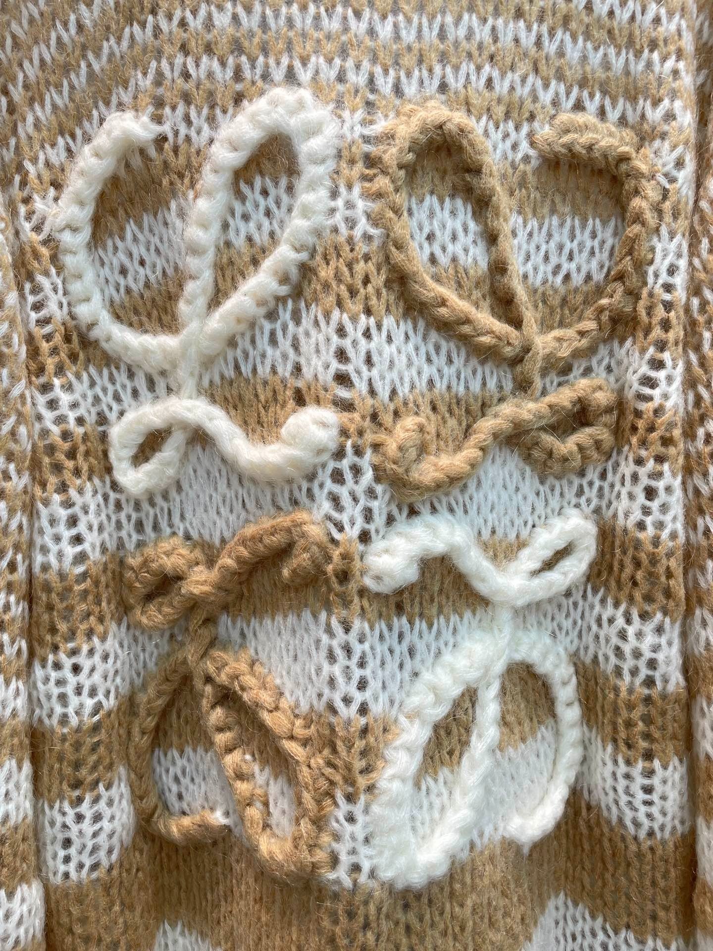 LOEWE CARDIGAN STYLE 221