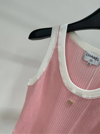 CHANEL SLEEVELESS KNIT TOP 259262