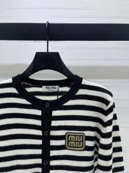 MIUMIU CARDIGAN STYLE 458