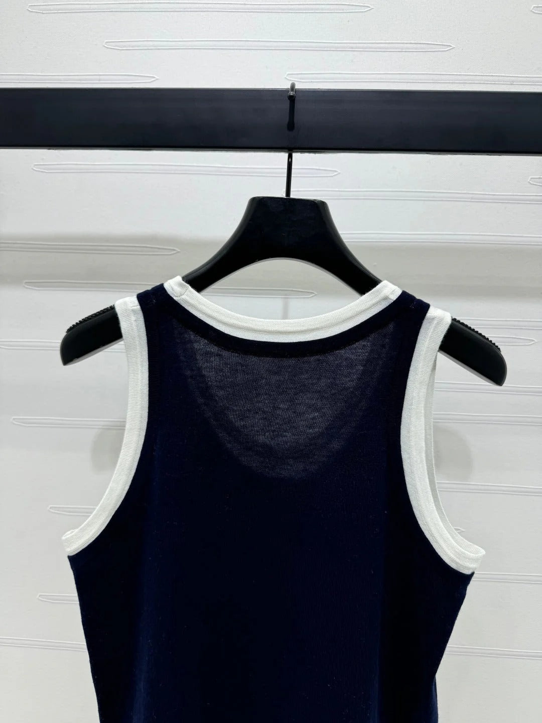 MIUMIU SLEEVELESS TOP 269403