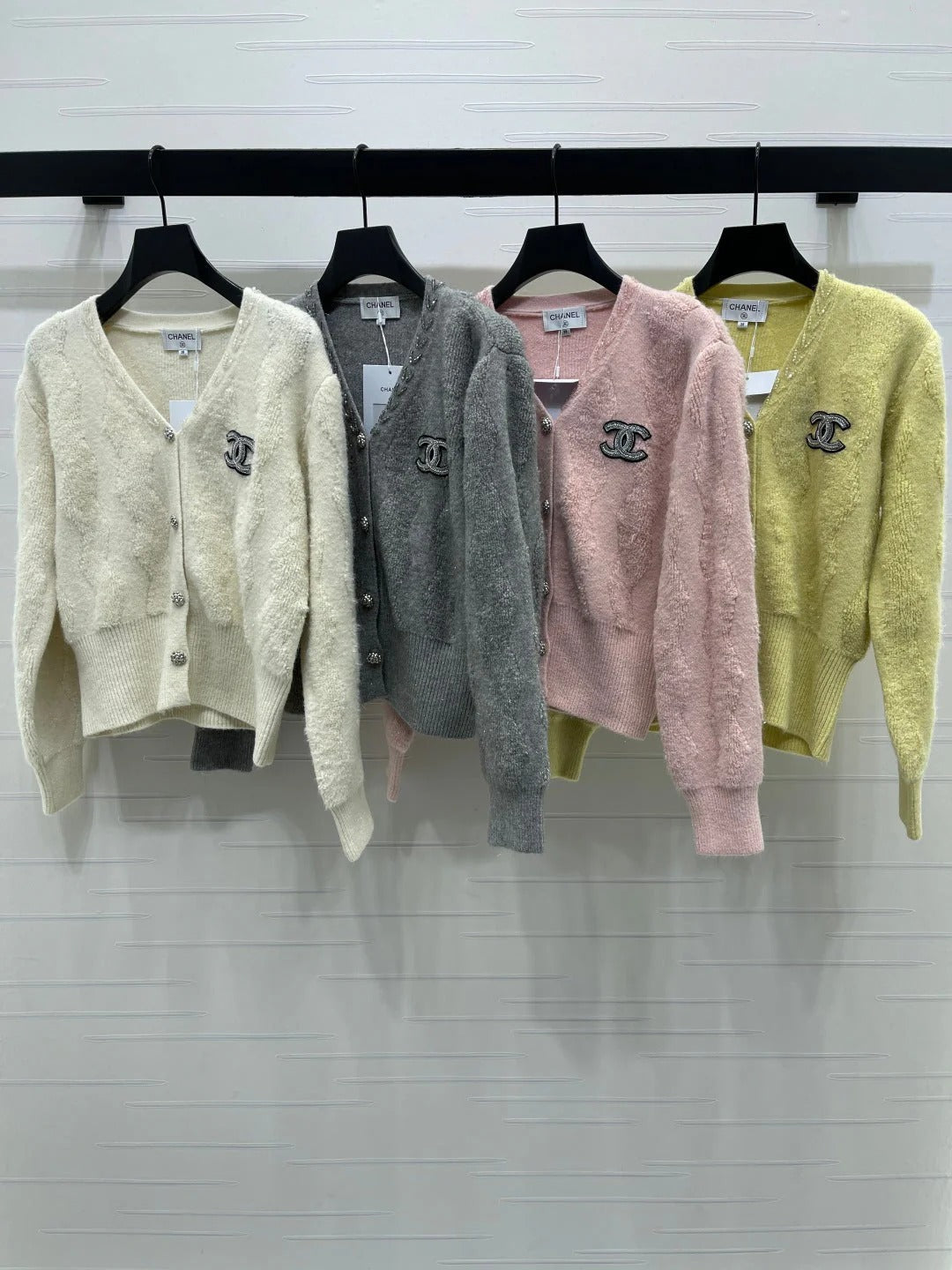 CHANEL 25S CARDIGAN STYLE 200