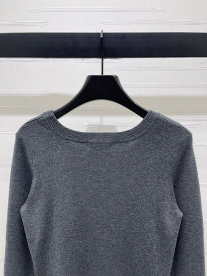 MIUMIU KNITTED SWEATER STYLE 461