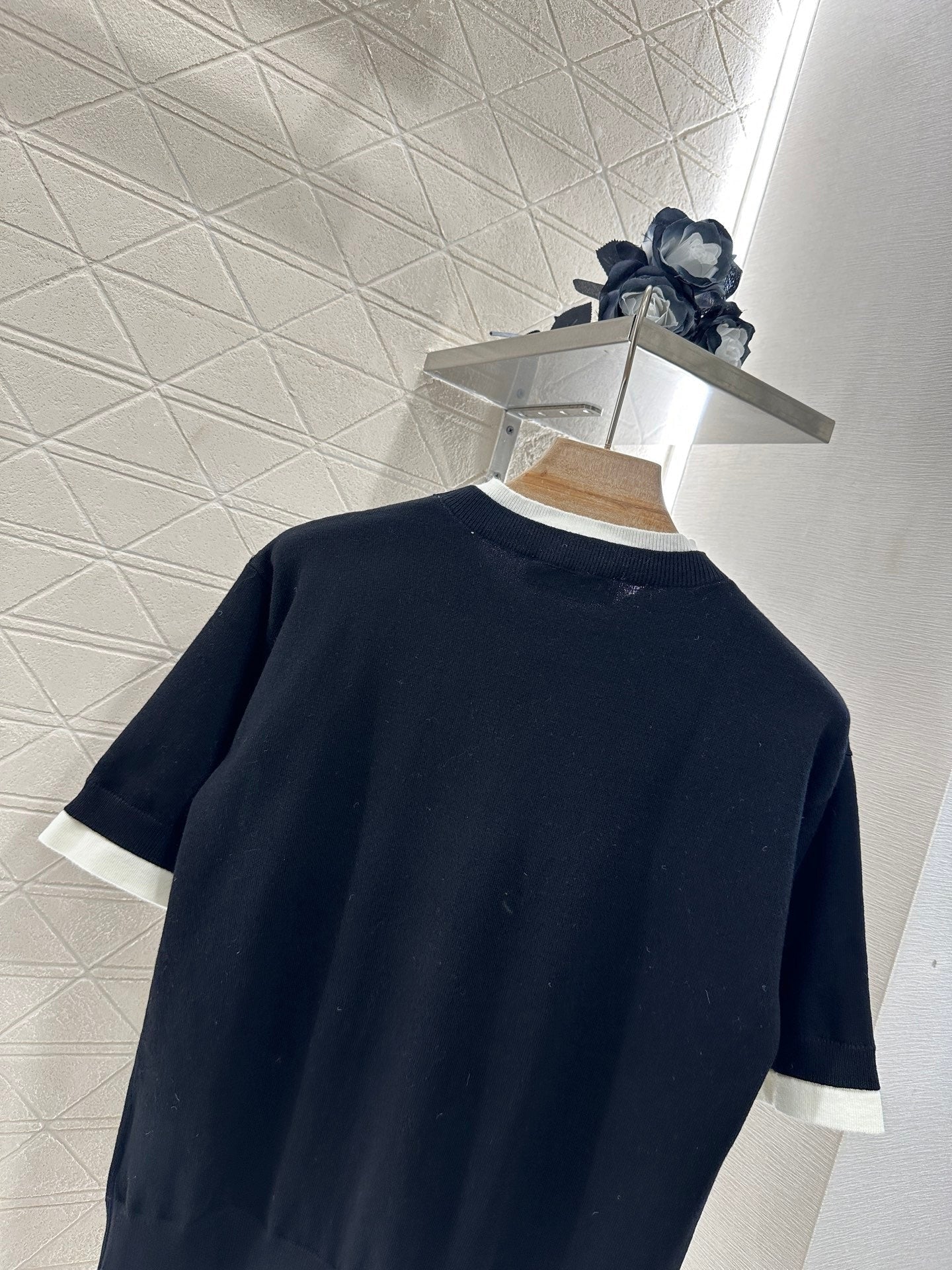MIUMIU SHORT-SLEEVE KNIT TOP 276589