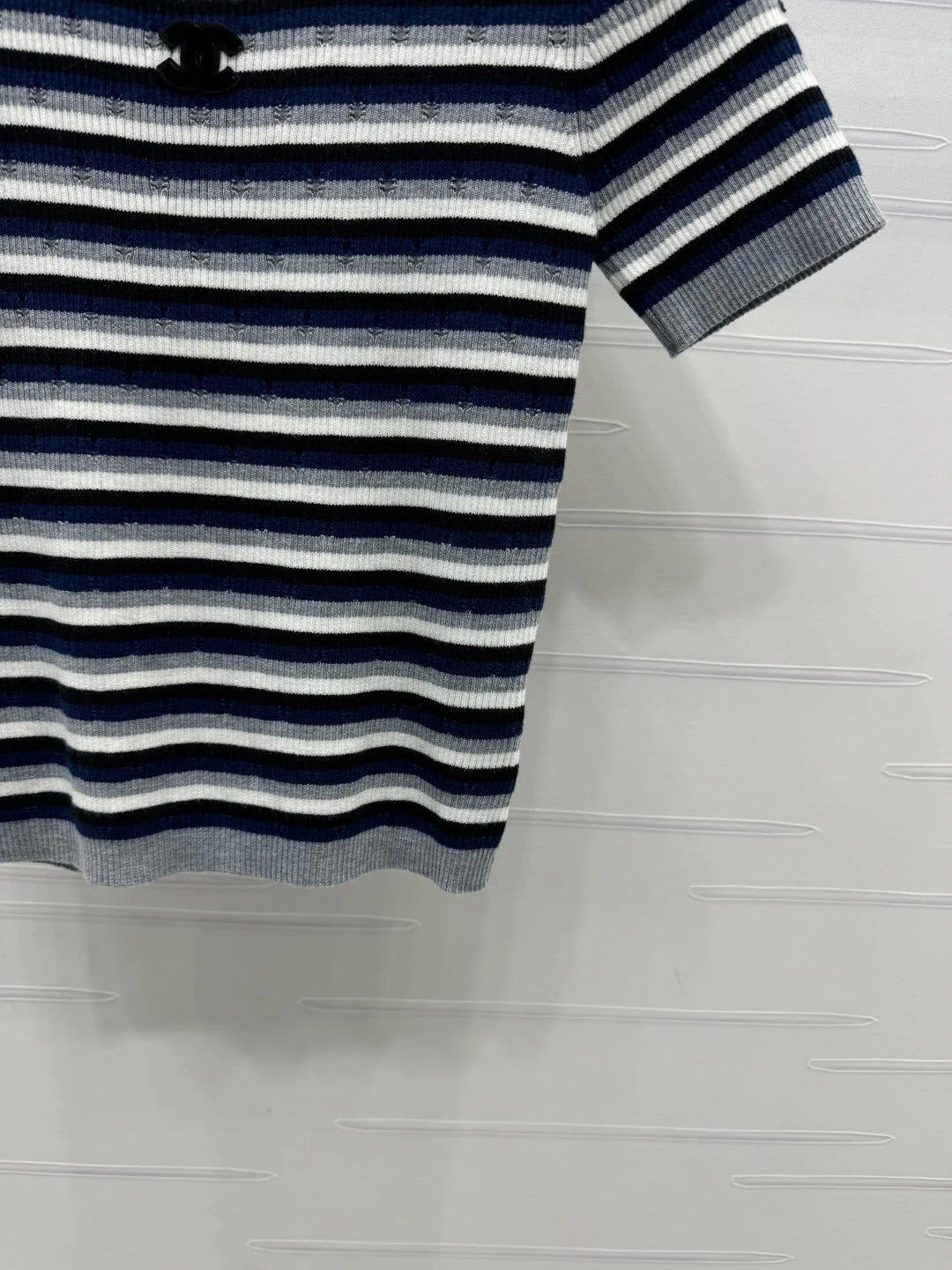 CHANEL SHORT-SLEEVE T-SHIRT 269481