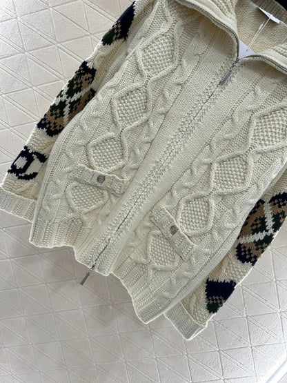 CHANEL 25S ZIPPERED CARDIGAN STYLE 115