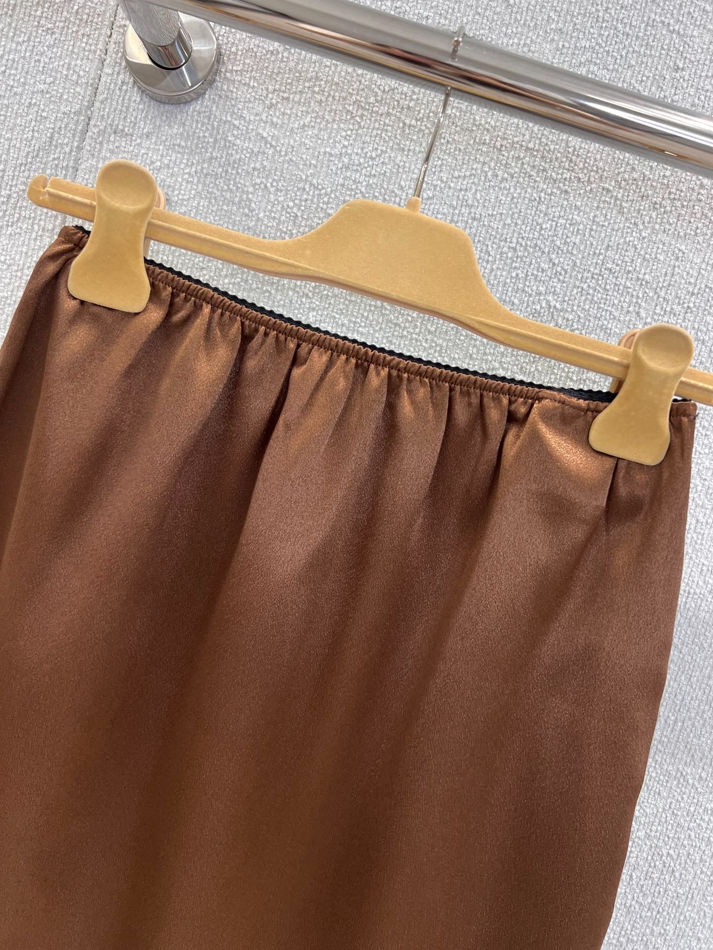 MIUMIU SATIN SKIRT 268884