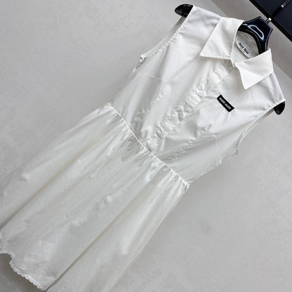 MIU 25S PLEATED VEST DRESS WITH LAPEL COLLAR 264505