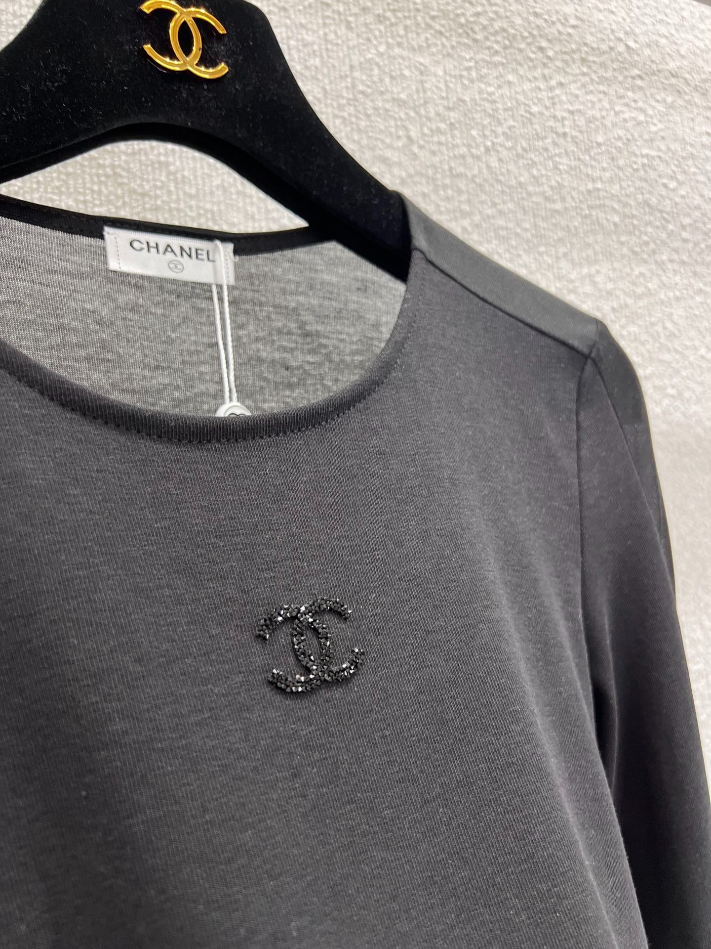 CHANEL 25S LONG-SLEEVE T-SHIRT STYLE 123