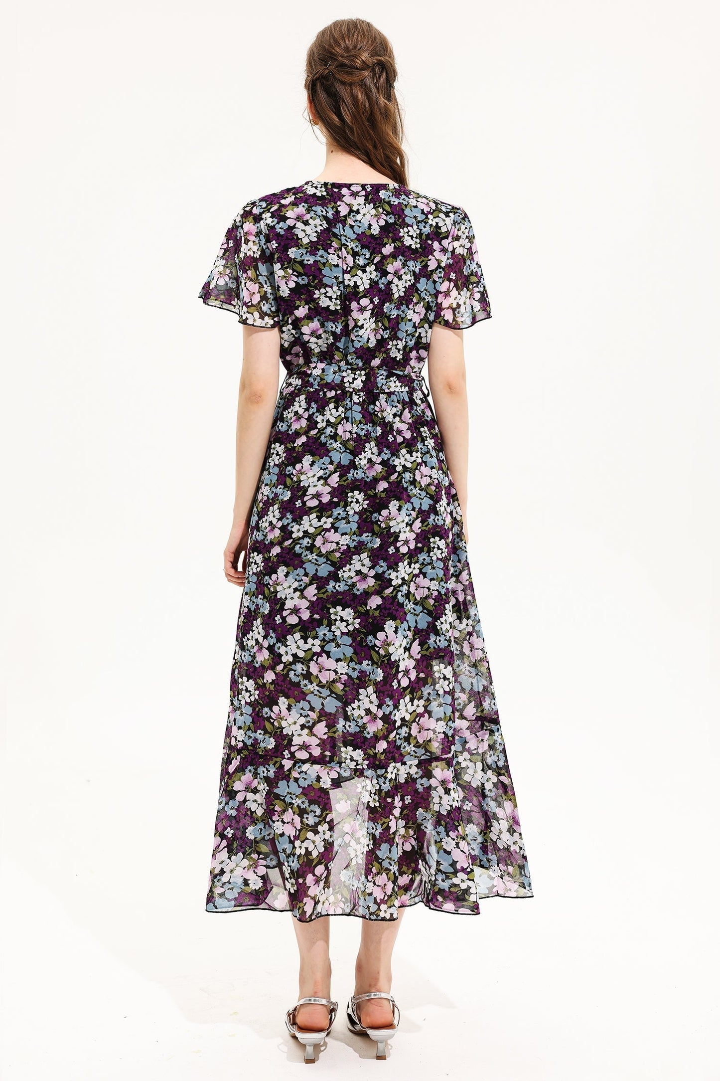 Vestido midi de manga corta con escote en V y estampado floral amarillo 