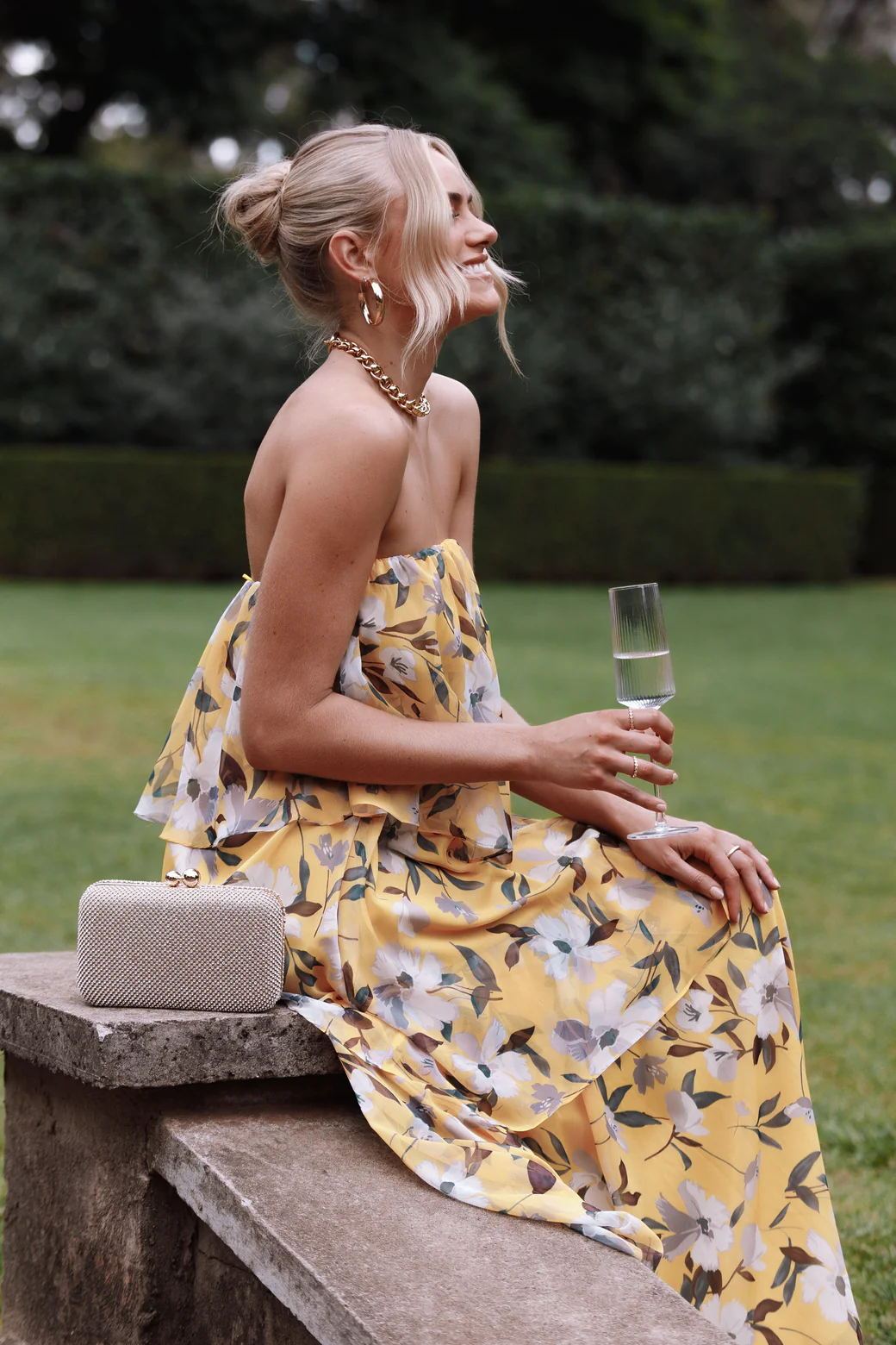 Vestido largo sin tirantes con capas y estampado Elsie 