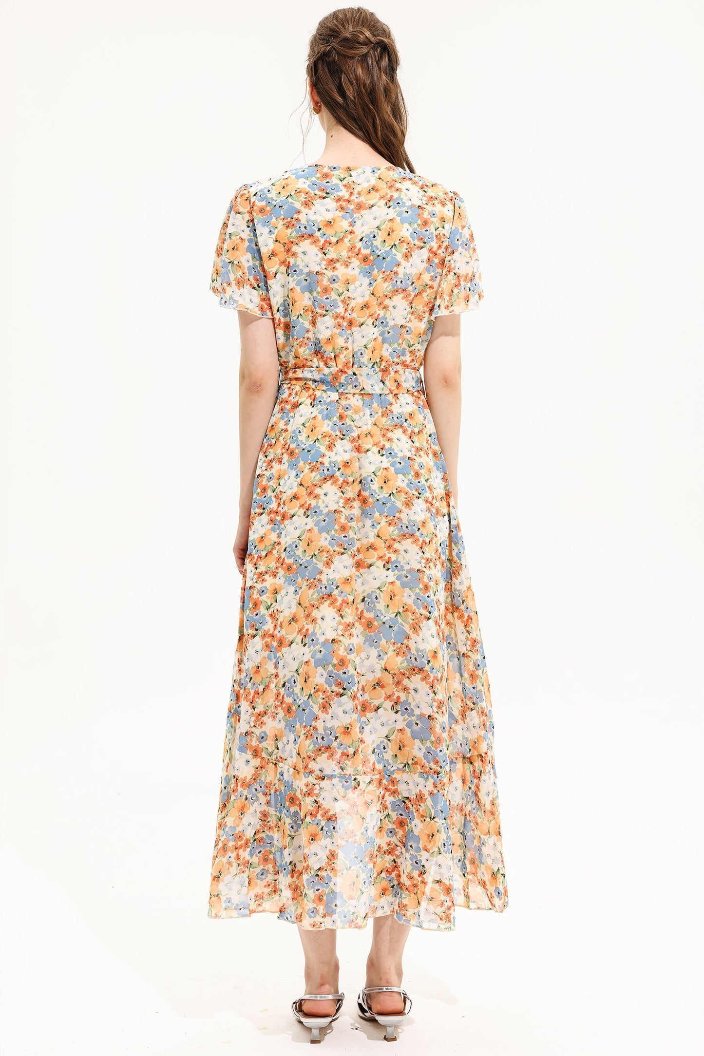 Vestido midi de manga corta con escote en V y estampado floral amarillo 