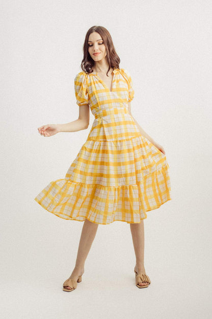 Vestido midi de celosía con escote en V y mangas farol 