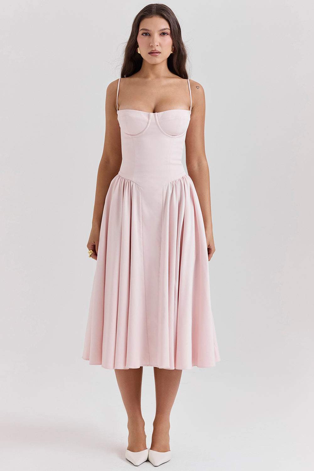 Vestido midi liso con escote en forma de corazón 
