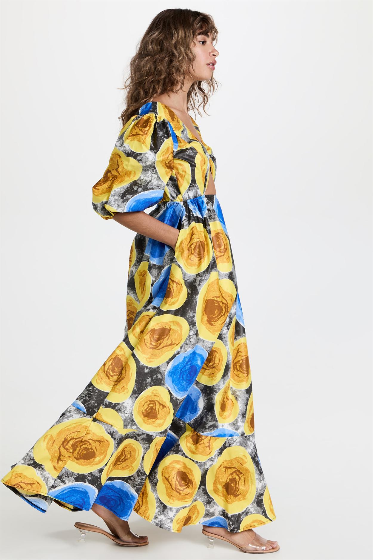 Vestido midi floral con escote en V y mangas abullonadas 