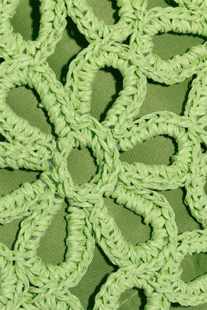 Bolso de paja con diseño hueco 