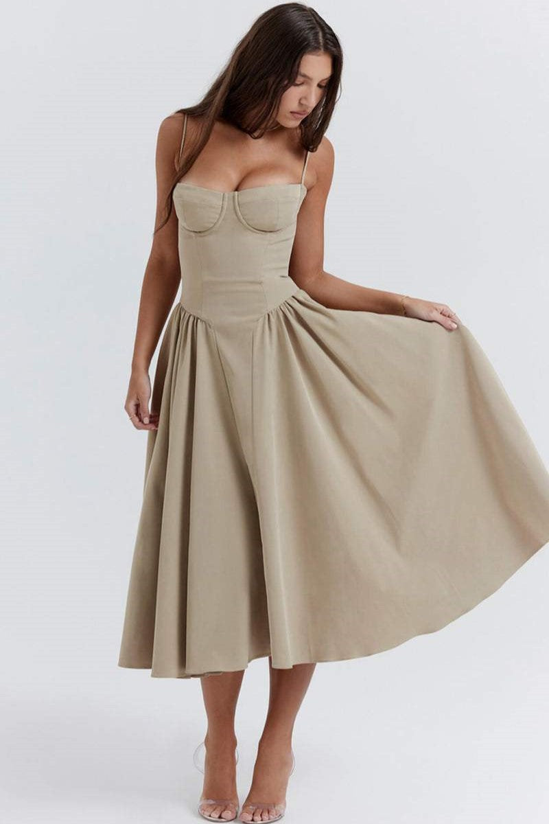 Vestido midi liso con escote en forma de corazón 