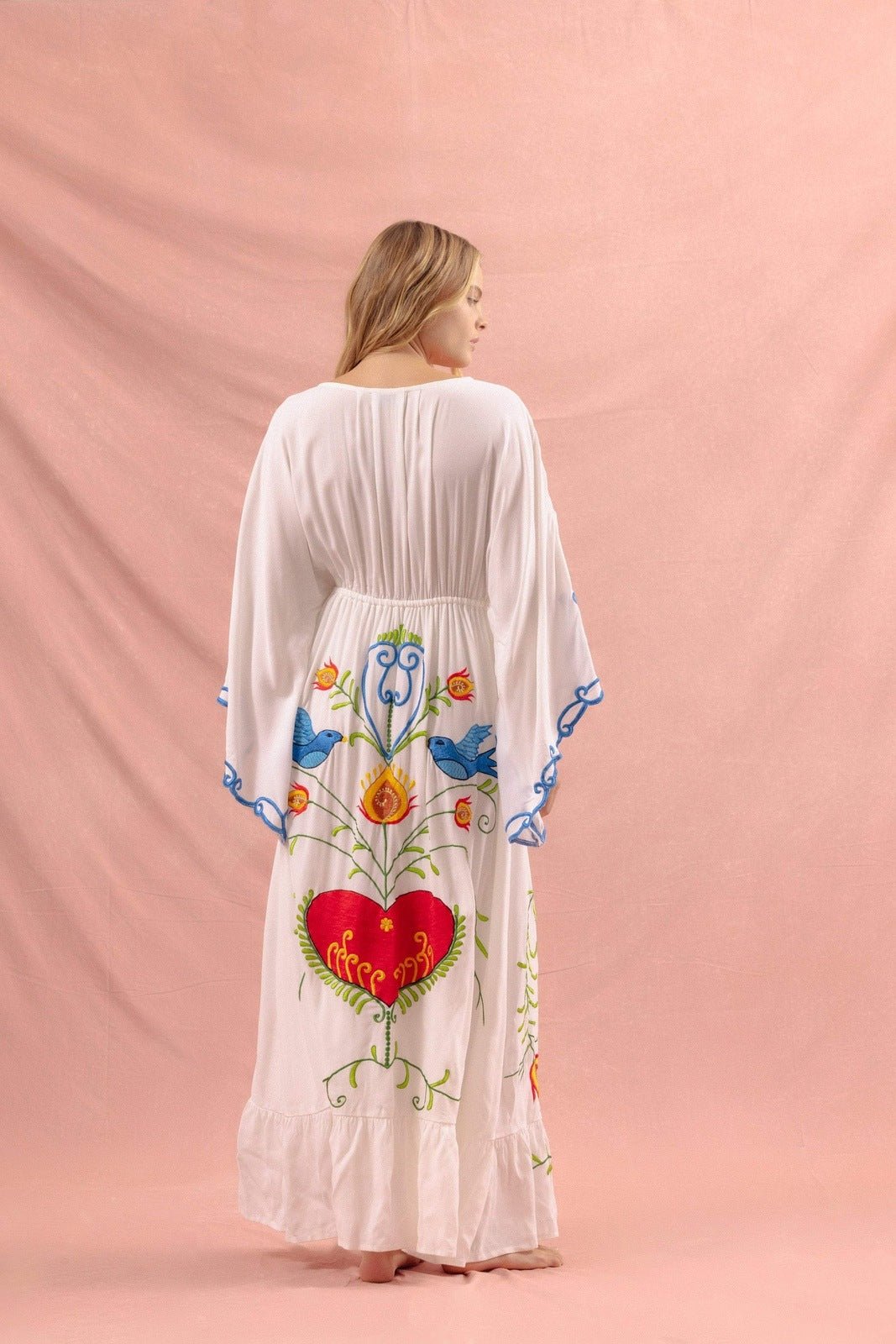 Vestido Lola con cuello en V, encaje y bordado 