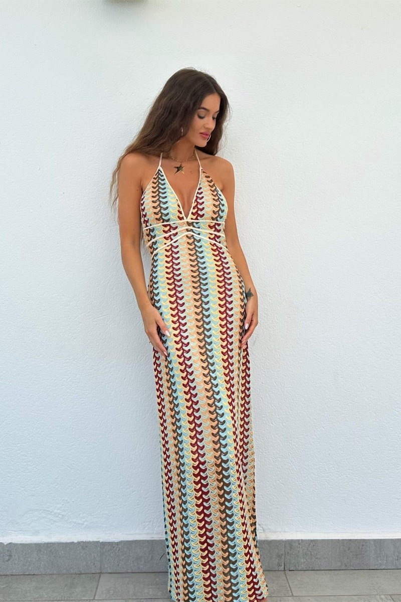Vestido largo de crochet con cuello halter Lydia 