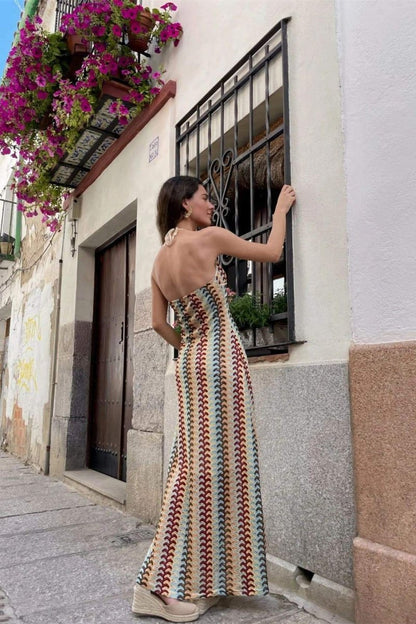 Vestido largo de crochet con cuello halter Lydia 
