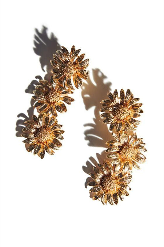 Pendientes colgantes de margaritas de metal 
