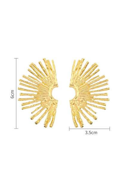 Pendientes semicirculares del sector metálico 
