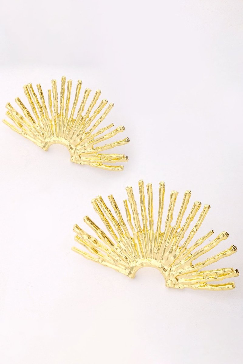 Pendientes semicirculares del sector metálico 