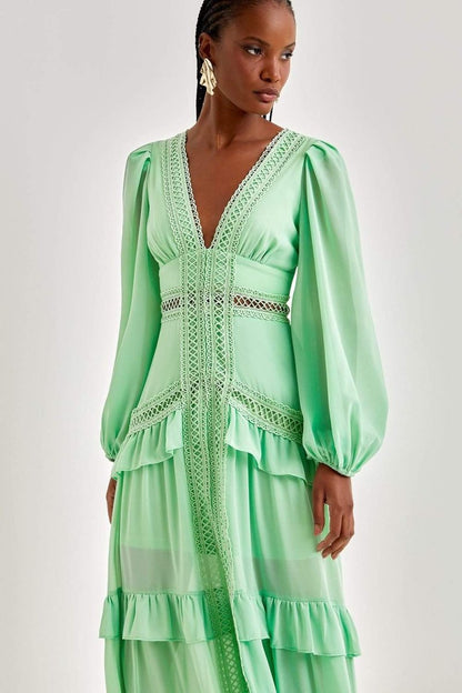 Vestido largo con volantes de encaje bordado Penny 