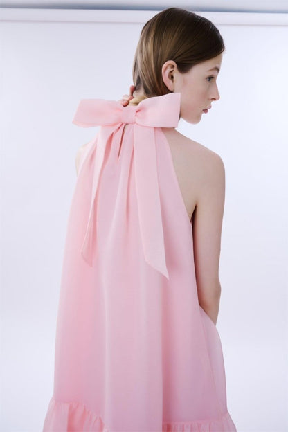 Vestido largo Phoebe con lazo y corte A en capas 