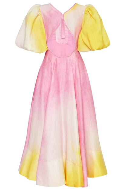 Vestido midi con escote en V y mangas abullonadas de Salomé 